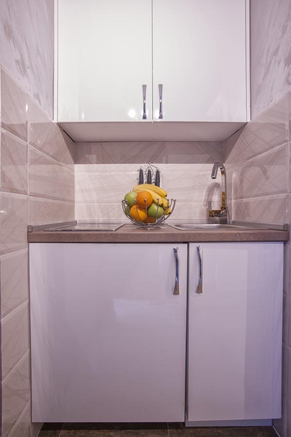 Luxury Boutique Studio Apartments Будва Екстер'єр фото