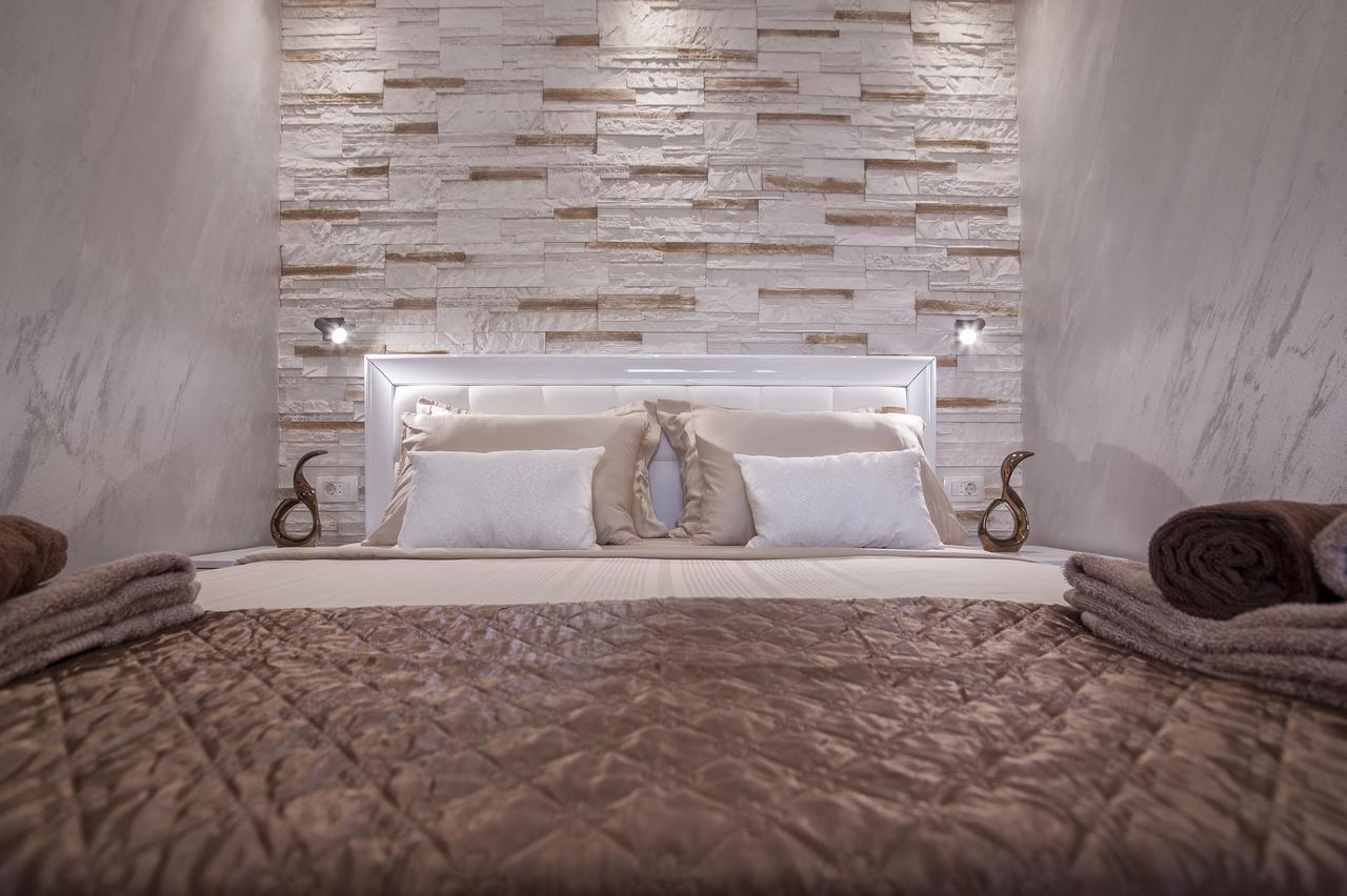 Luxury Boutique Studio Apartments Будва Екстер'єр фото