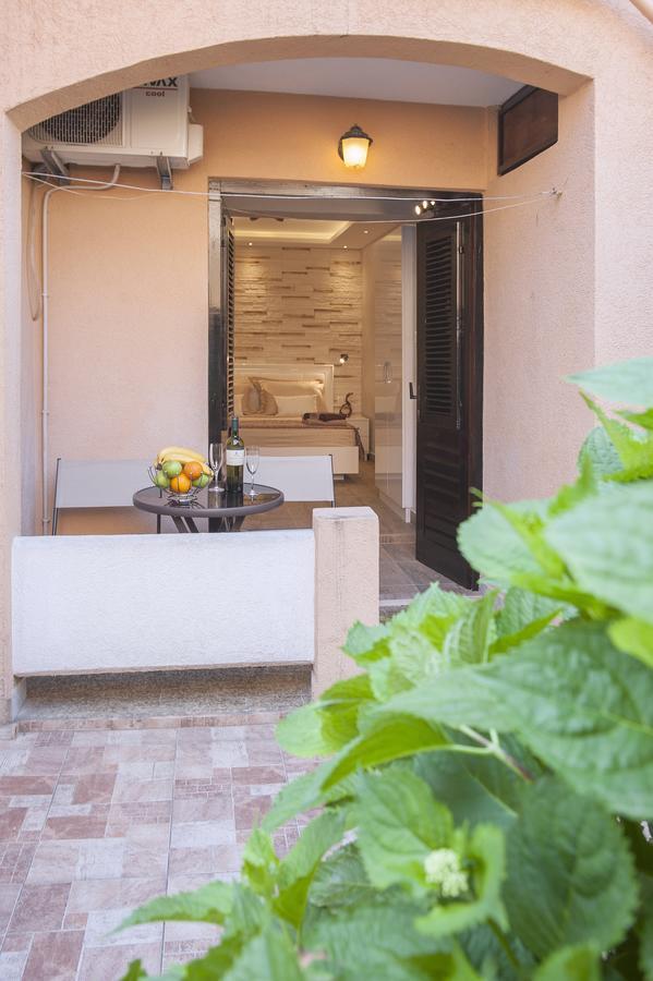 Luxury Boutique Studio Apartments Будва Екстер'єр фото
